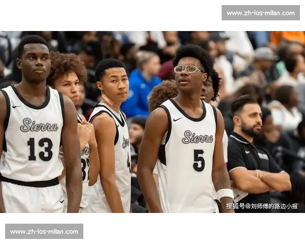 勒布朗之子布莱斯助阵亚利桑那大学学弟锦标赛：传承篮球基因，见证未来之星成长